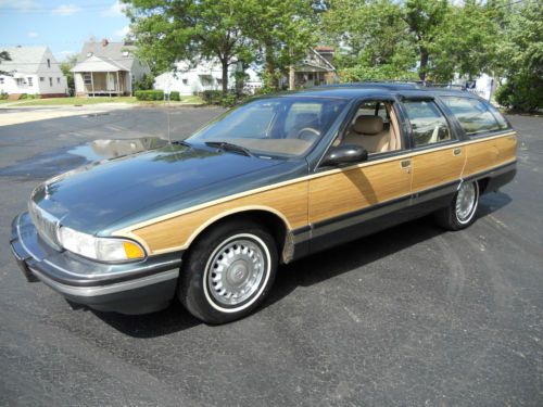 Low miles! beautiful inside &amp; out! runs great! come see this great roadmaster!!