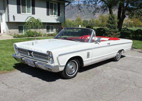 Nice 1966 plymouth fury iii convertible with new top, new tires, runs great!