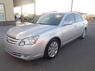 One owner 2007 toyota avalon xls