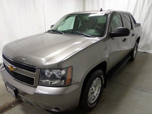 2007 chevrolet avalanche ls 1500 chevy 4wd clean cafax  we finance