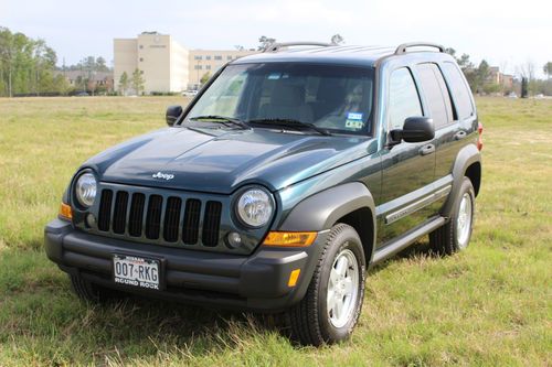 2006 jeep liberty sport 3.7l v6 clean, no accidents, very good condition