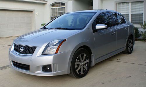 2011 nissan sentra special edition, 17k miles, nice and clean car !!!