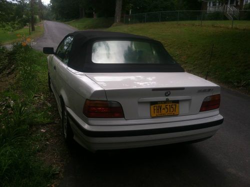 Bmw 323 convertable in good condition