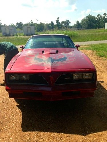 1977 pontiac trans am 400 with 4 speed  must see