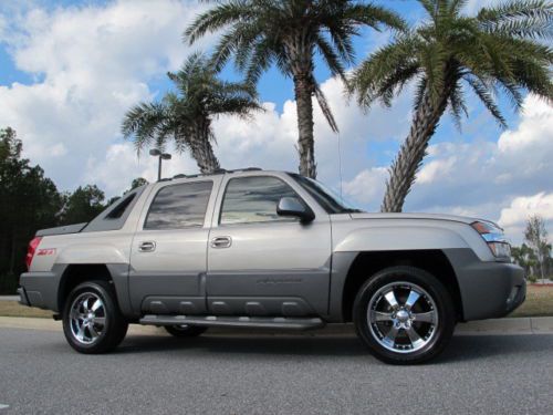 Chevrolet avalanche z71 4x4 crew cab leather sunroof great condition!!!