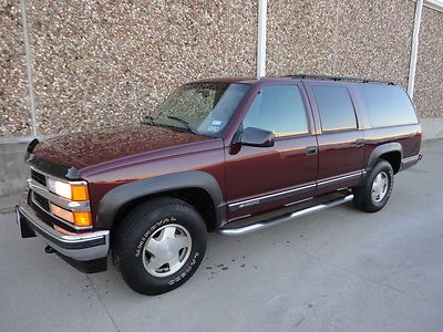 1999 chevrolet suburban 1500 lt 4x4-very low miles-carfax certified-one owner