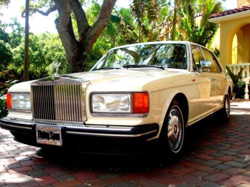 1995 rolls royce flying spur 88k miles # 40 of 50 magnolia/ parchment stunning