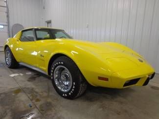 76 yellow chevy vette t top new manual classic show 350 v8 black coupe rally car