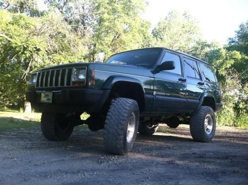 2000 jeep cherokee sport lifted clean low miles