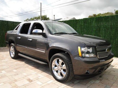 2010 chevy avalanche ltz one owner navi leather loaded fla truck clean