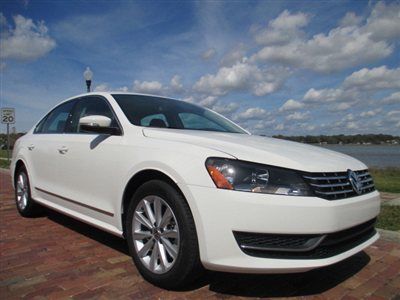 2012 vw passat sel-almost new-only 177 miles-navi-finest anywhere-no reserve