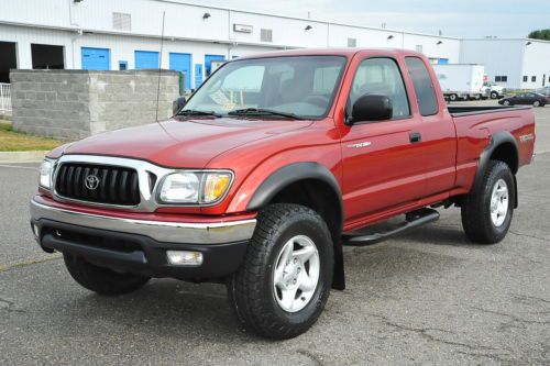 2002 tacoma / amazing cond / only 56k miles / brand new tires / trd / automatic
