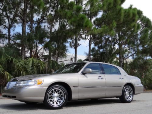 2001 lincoln town car premium * no reserve moonroof florida one owner low miles