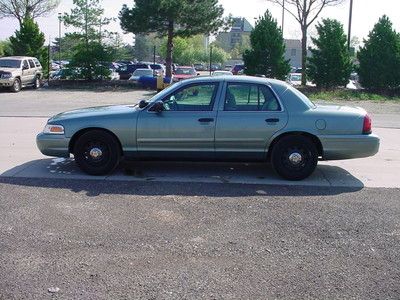 No reserve low miles sharp light tundra clear coat well maintained police inter.