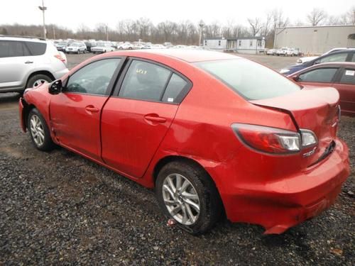 2013 mazda 3 touring salvage wreck junk parts only