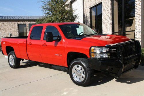 6.6l duramax,4x4,navigation,sunroof,z71,red/cashmere leather,1-owner,clean!