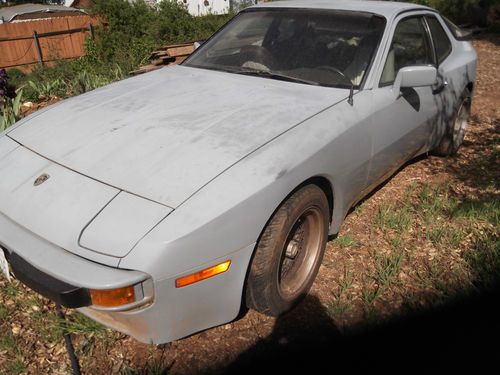 Porsche 944 for parts- restore or race car- no rust -located in san diego ca