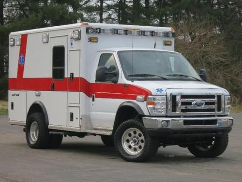 2008 ford e-series quigley 4x4 wheeled coach ambulance flood salvage runs drive