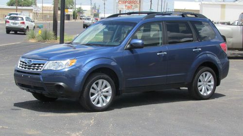 2012 subaru forester x awd premium wagon pzev 2.5l - only 4,875 actual miles