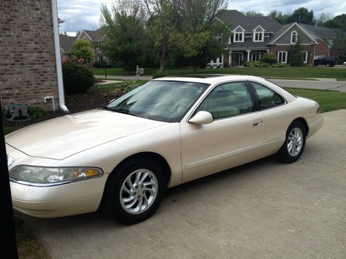 1998 lincoln mark viii in excellent condition