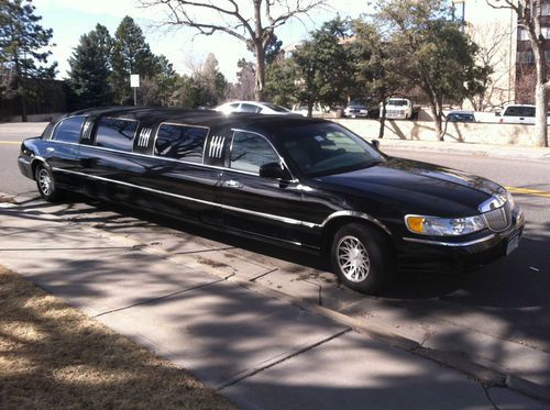 120" lincoln town car super stretch limousine, 1998 limo, sprinfield coach