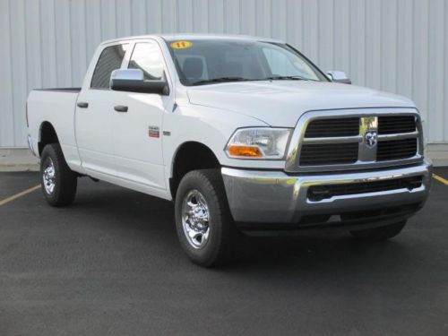 2011 st under 55k miles 4x4 crew cab 5.7l hemi v8 4wd bed liner and tow package