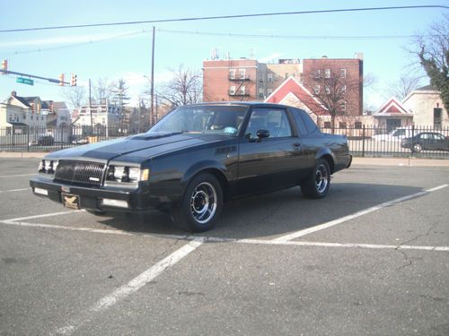 87 buick grand national its in great shape everything works tons of power