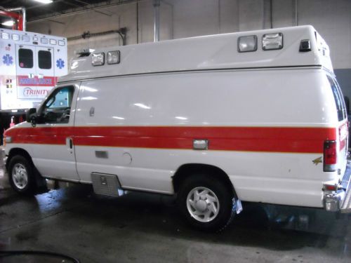 2006 ford e-350  type 2 ambulance super duty xlt 6.0l diesel