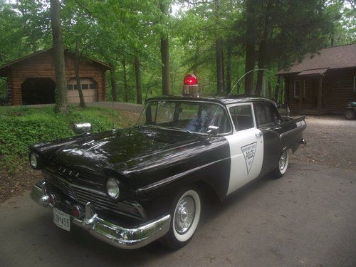 1957 ford police interceptor, black and white, loaded