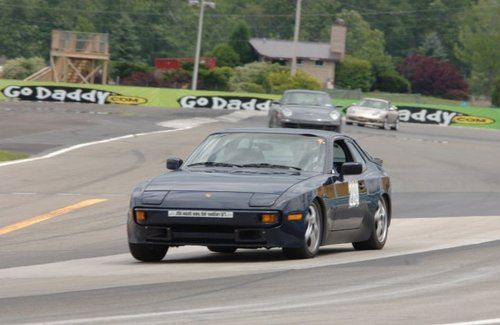 (944s track car, great for de.