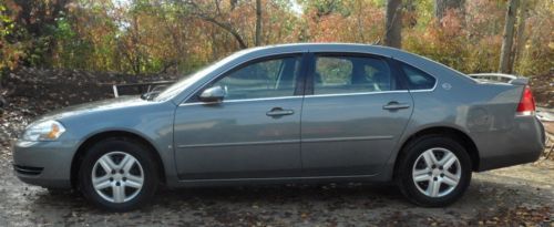2007 chevy impala, clean car,