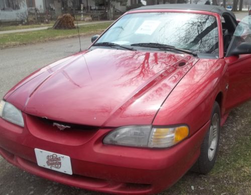 1994 ford mustang base convertible 2-door 3.8l red