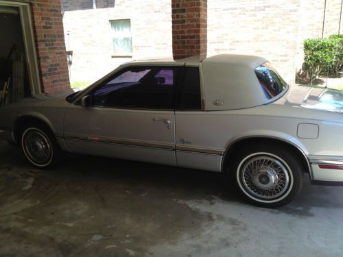 1990 buick riviera 2-door coupe silver 3.8 v-6 automatic