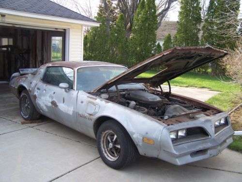 1977 pontiac trans am-4 speed, numbers matching, project