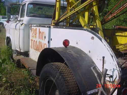 1955 chevrolet coe cabover big back window wrecker tow truck