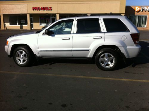 2005 jeep grand cherokee limited 4x2 4.7 .clean  runs and drives great-full load
