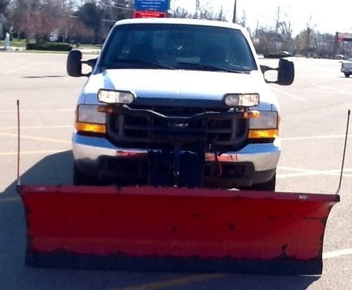 2000 ford f 250 super duty 4x4 ext.cab- 8' box with a boss rt 3 7 1/2 'snow plow