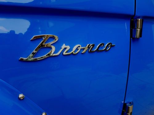 Ford bronco early bronco restomod frame off 5.0 overdrive show truck video