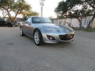 2010 silver hardtop gt convertible leather seats 6 speed transmission clean car!