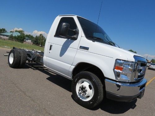 2012 ford e-350 cab and chassis 12' frame 3884 miles beautiful like new 5.4 v8