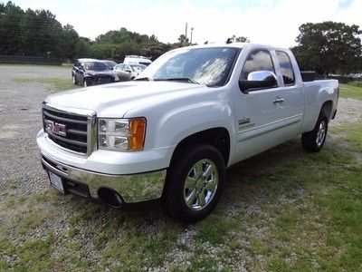 Repairable salvage damaged project 11 gmc sierra sle 31k low reserve make offer