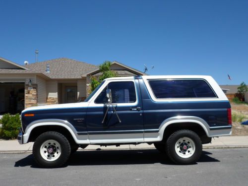 No reaserve near mint 1984 ford bronco.  rust free from colorado