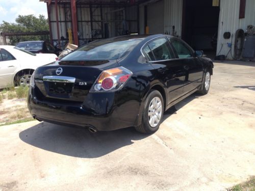 Nissan altima  repairable rebuildable salvage  lawaway plan available midsize