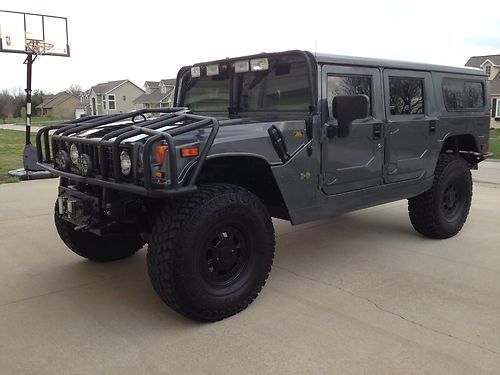 2003 h1 hummer wagon--low miles--excellent condition