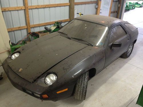 1979 porsche 928, brown, 5 speed manual, not running, good project or parts car