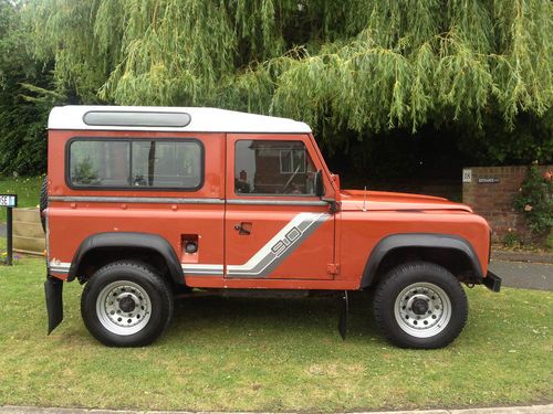 Free delivery with this super land rover defender county 7 -seater diesel