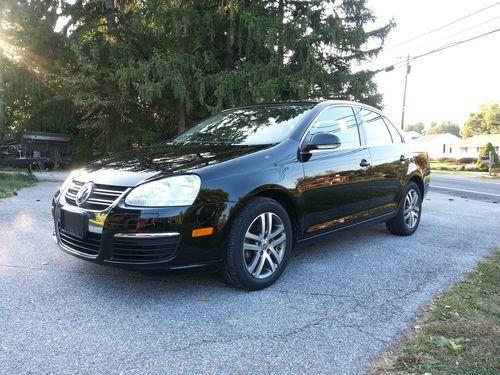 2006 volkswagen jetta 2.5, loaded, excellent cond, state inspected