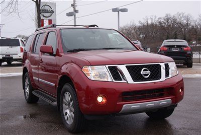 2012 pathfinder le 4x4, navigation, dvd, leather, tow package, red, 6k miles