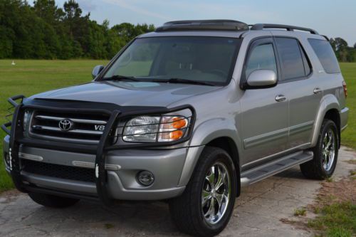 Toyota sequoia limited, 49k miles, 4wd, v8, navi, 3rd row seats, sun roof