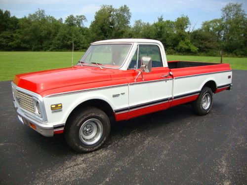 1971 chevrolet c10 pick up truck. classic collectible. runs and drives great.